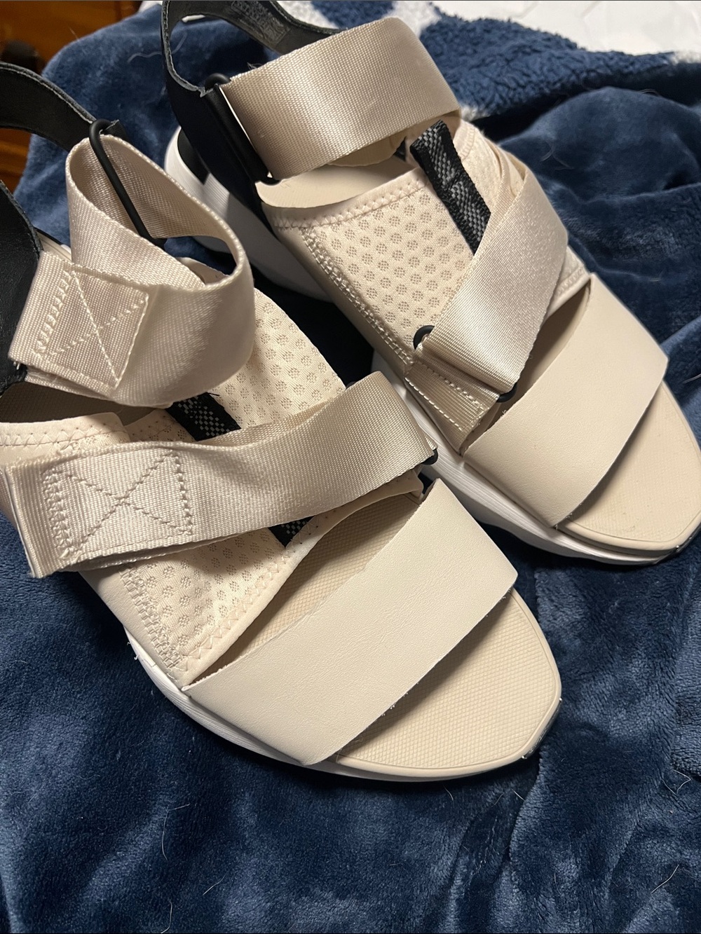 Sorel Beige Strap Sport Sandals